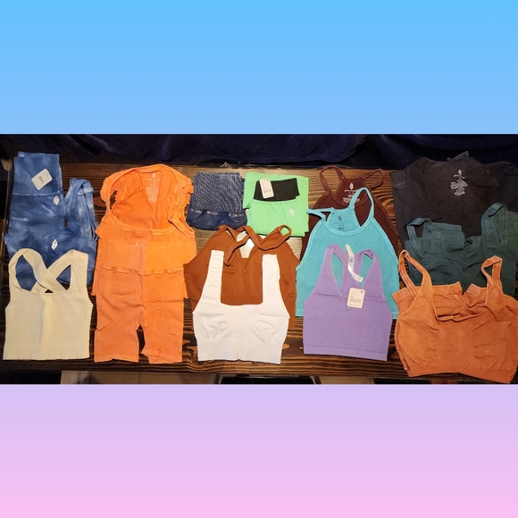 FREE PEOPLE MOVEMENT "MYSTERY" BOX I - Picture 3 of 3